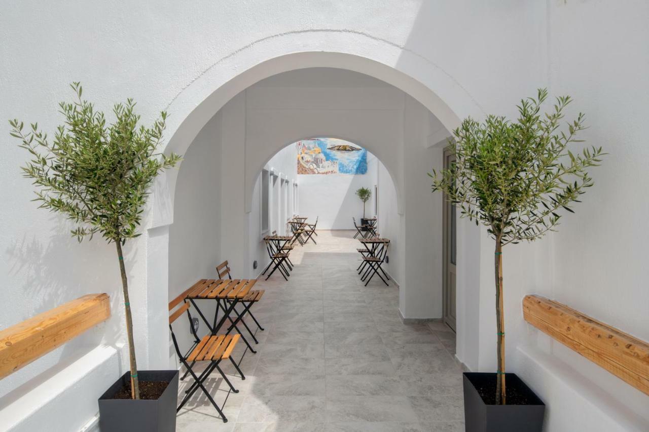 Olive Tree Suites サントリーニ エクステリア 写真