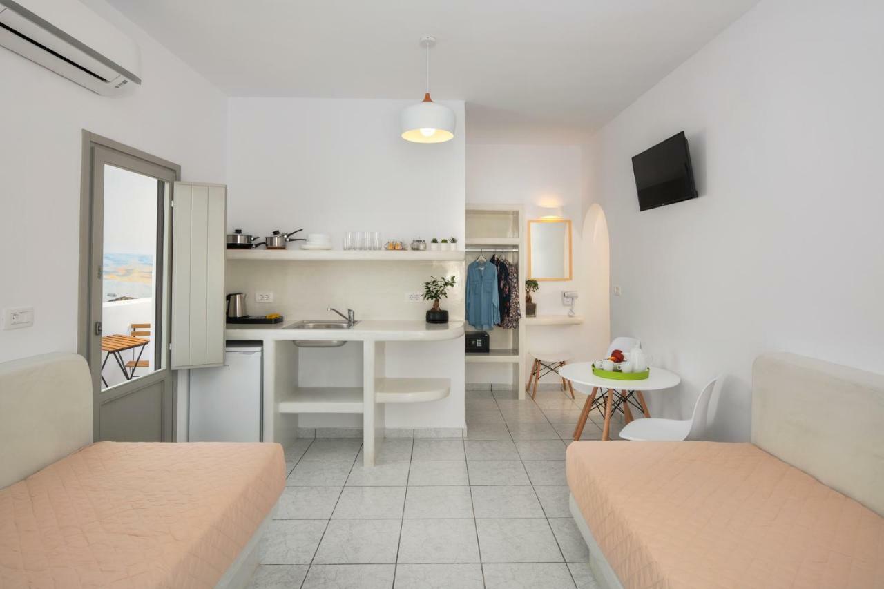 Olive Tree Suites サントリーニ エクステリア 写真