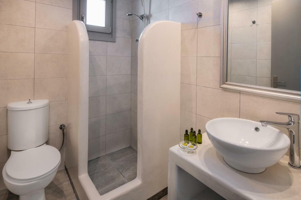 Olive Tree Suites サントリーニ エクステリア 写真